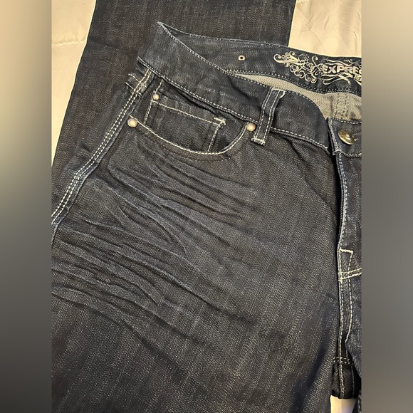 Express curvy boot leg mid rise dark denim jeans women’s size 8R - Picture 2 of 10